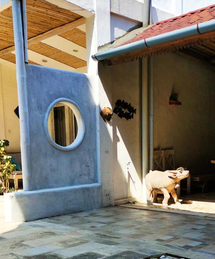 The 5 Brothers Hotel Gili Trawangan Eksteriør billede